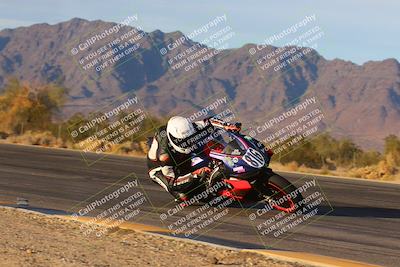 media/Dec-17-2023-CVMA (Sun) [[bf0c04832d]]/Race 18 Formula Twins-Formula 40 UL/